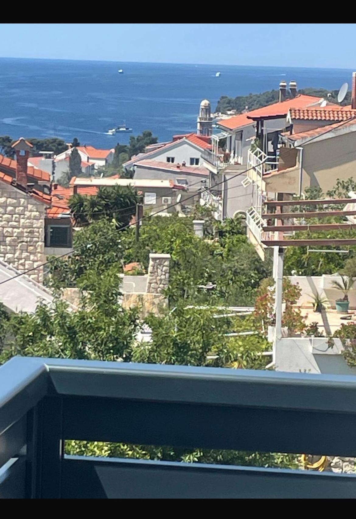 Apartment Bozo Hvar Town Exterior photo
